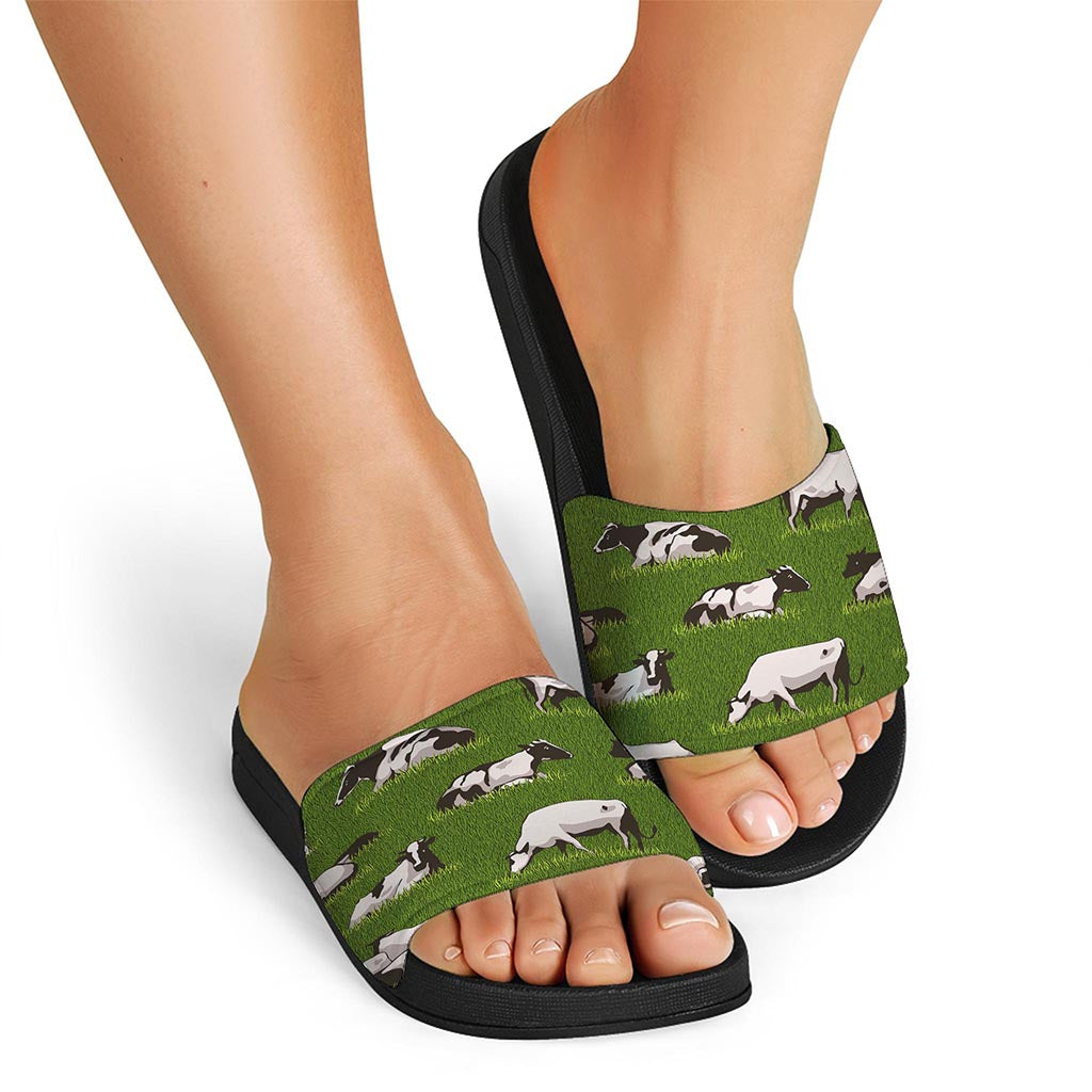 Cow On Green Grass Pattern Print Black Slide Sandals