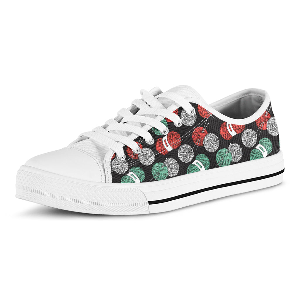 Crochet Yarn Pattern Print White Low Top Shoes