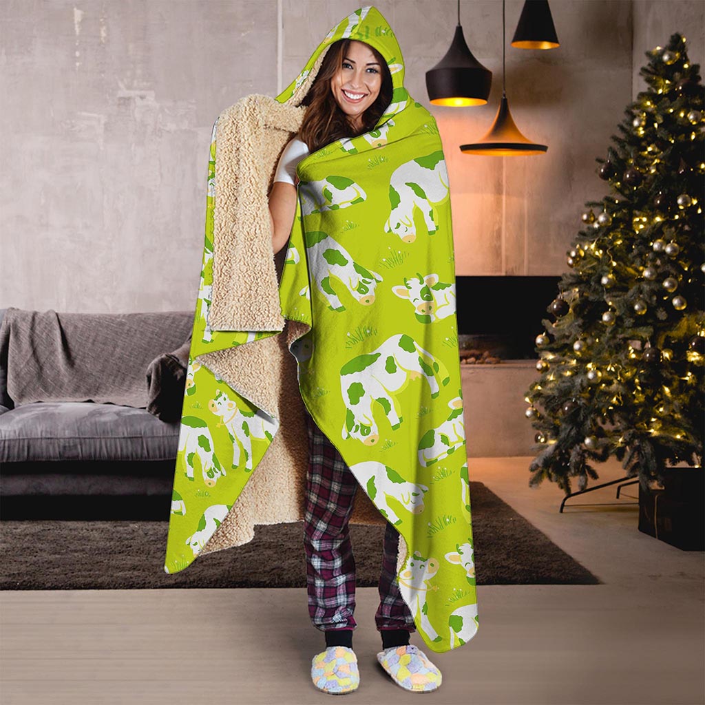 Cute Smiley Cow Pattern Print Hooded Blanket