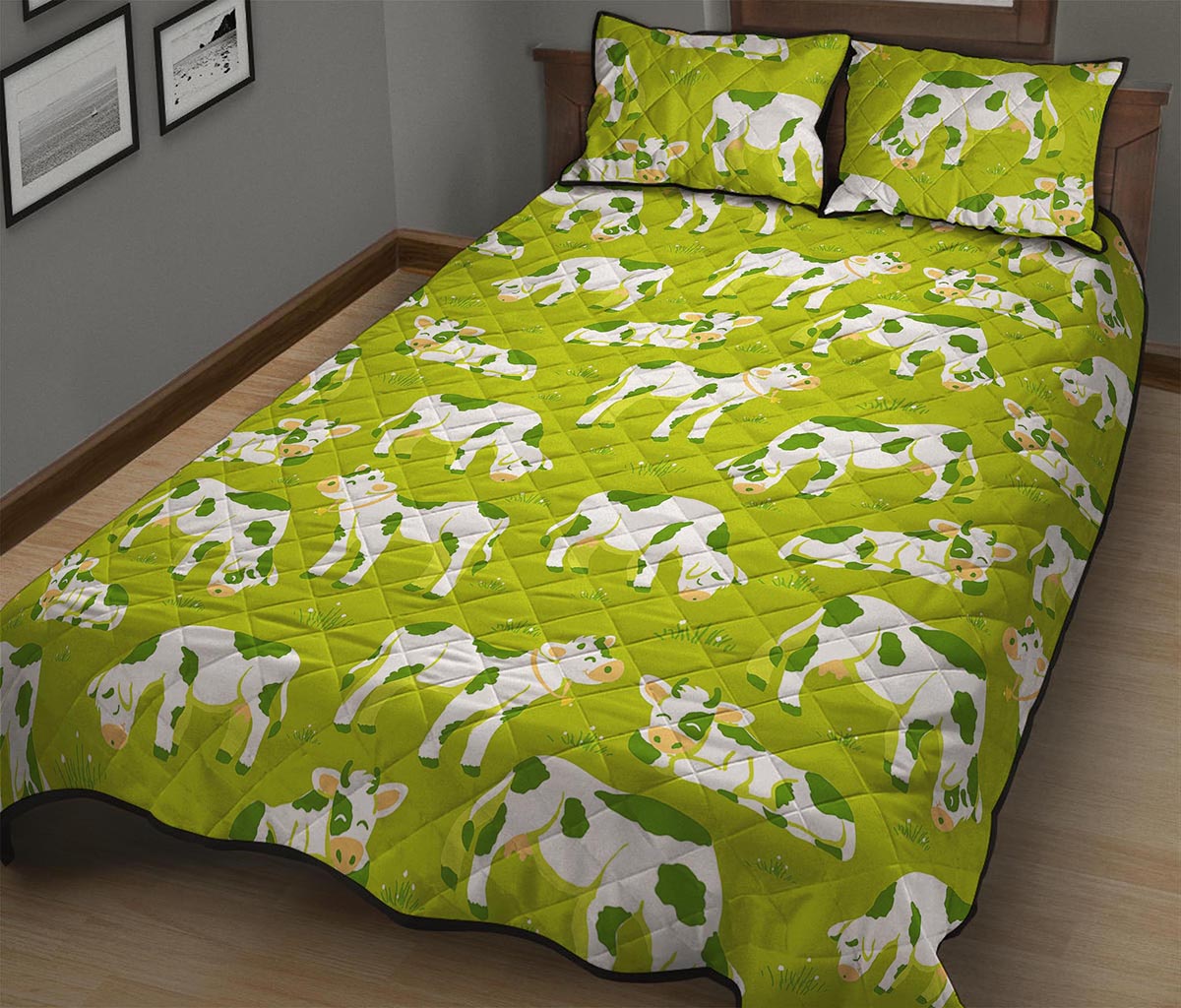 Cute Smiley Cow Pattern Print Quilt Bed Set