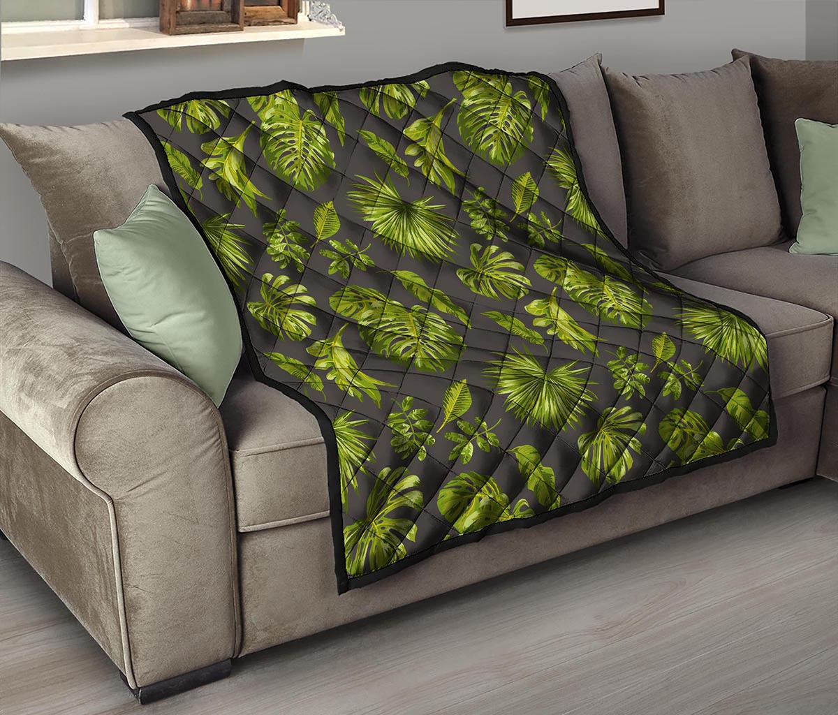 Dark Tropical Leaf Pattern Print Quilt
