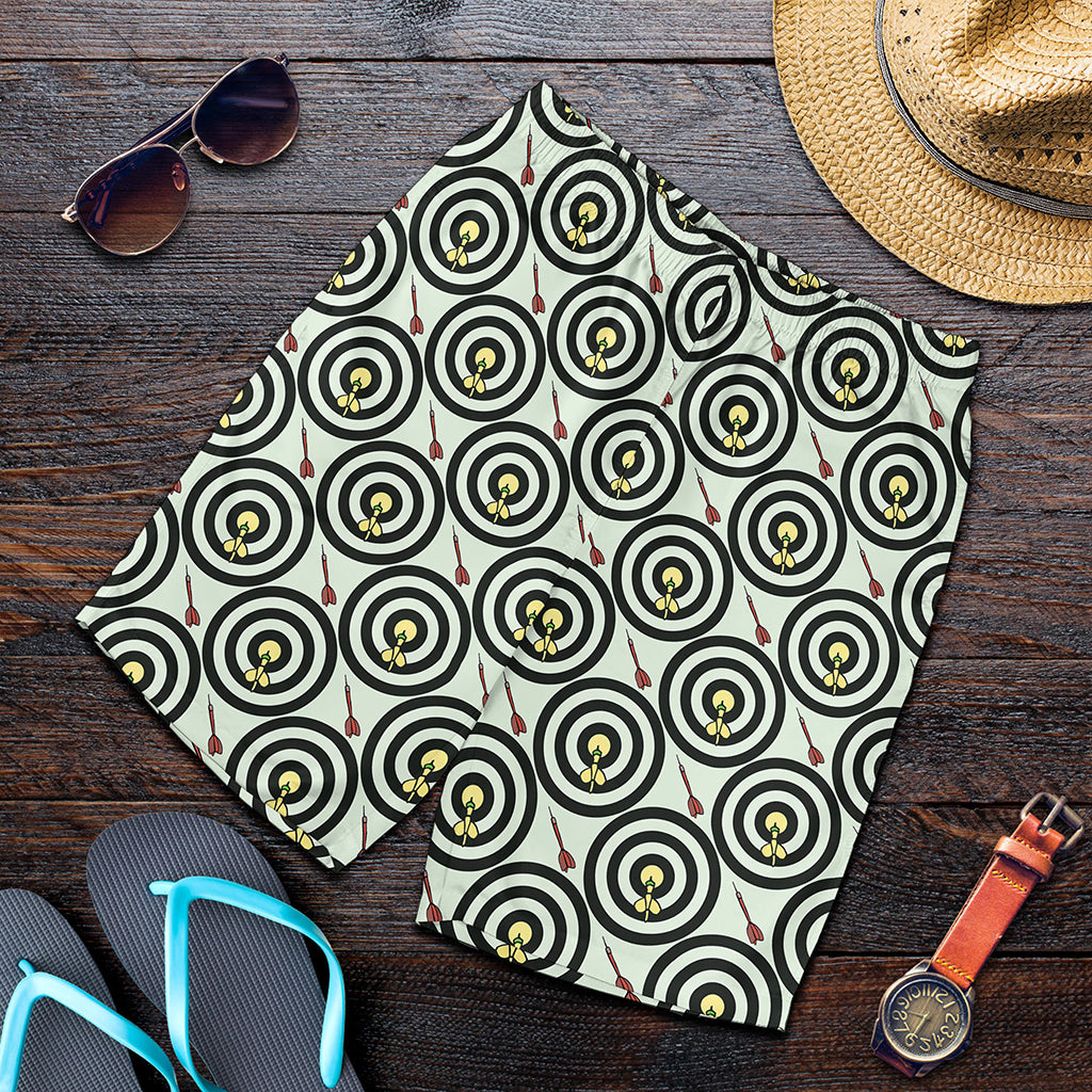 Dartboard Cartoon Pattern Print Men's Shorts