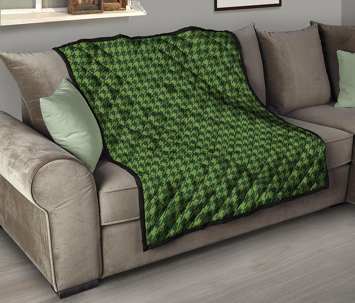 Deep Green Houndstooth Pattern Print Quilt