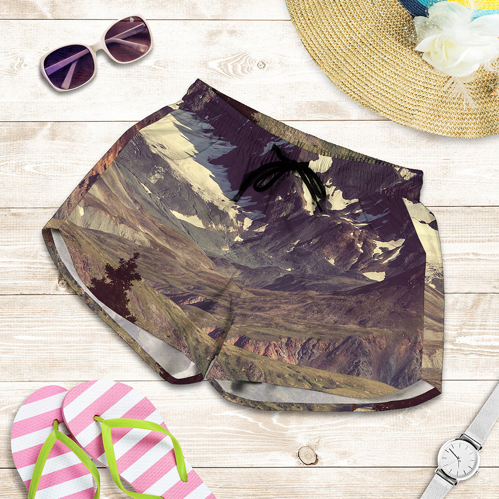 Denali Mountain Print Women's Shorts