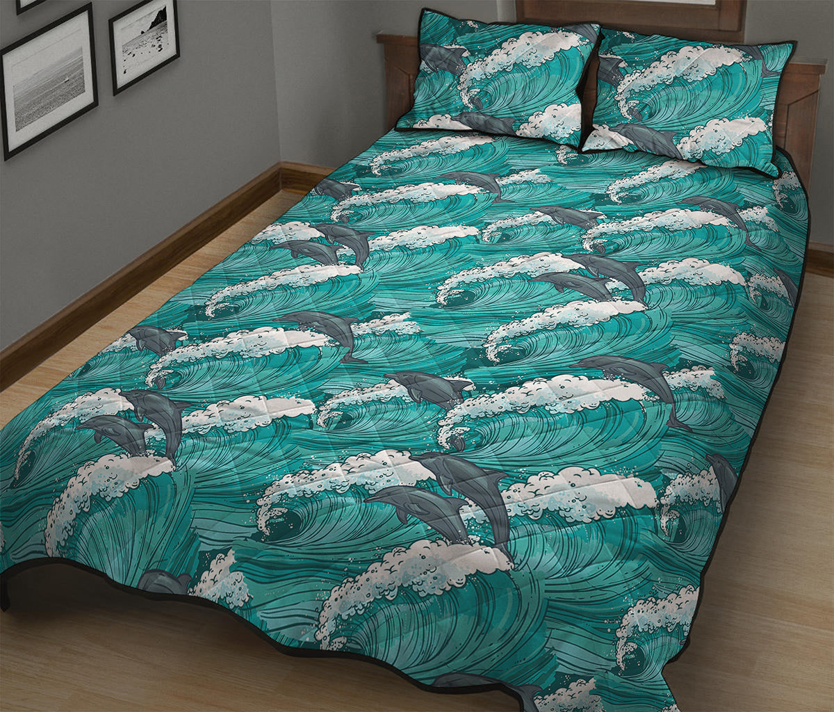 Dolphin Riding Waves Pattern Print Quilt Bed Set
