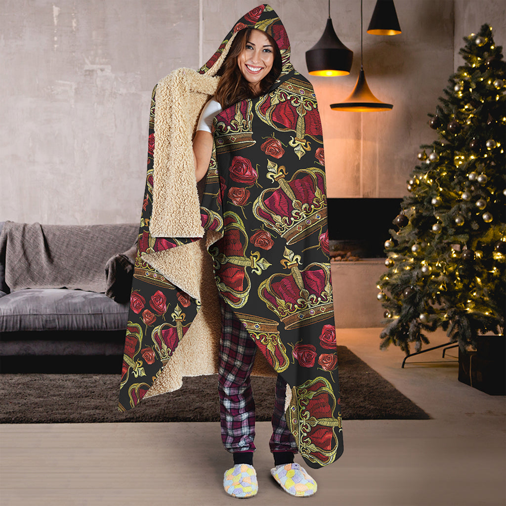 Embroidery Crown Pattern Print Hooded Blanket