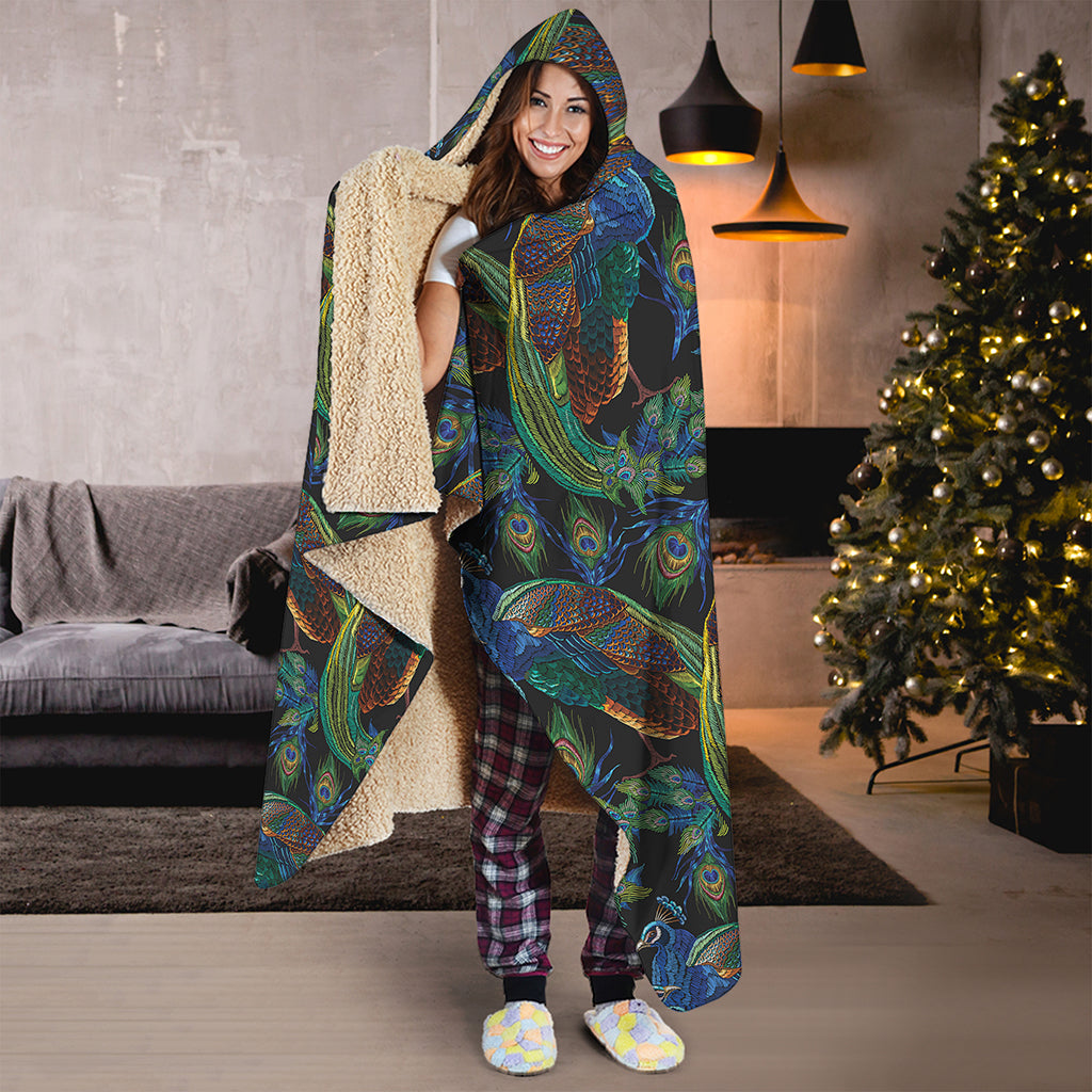 Embroidery Peacock Pattern Print Hooded Blanket