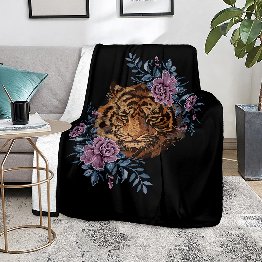 Embroidery Tiger And Flower Print Blanket