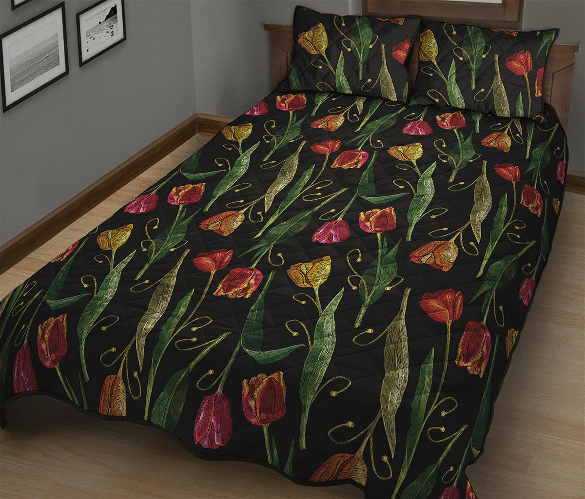 Embroidery Tulip Pattern Print Quilt Bed Set