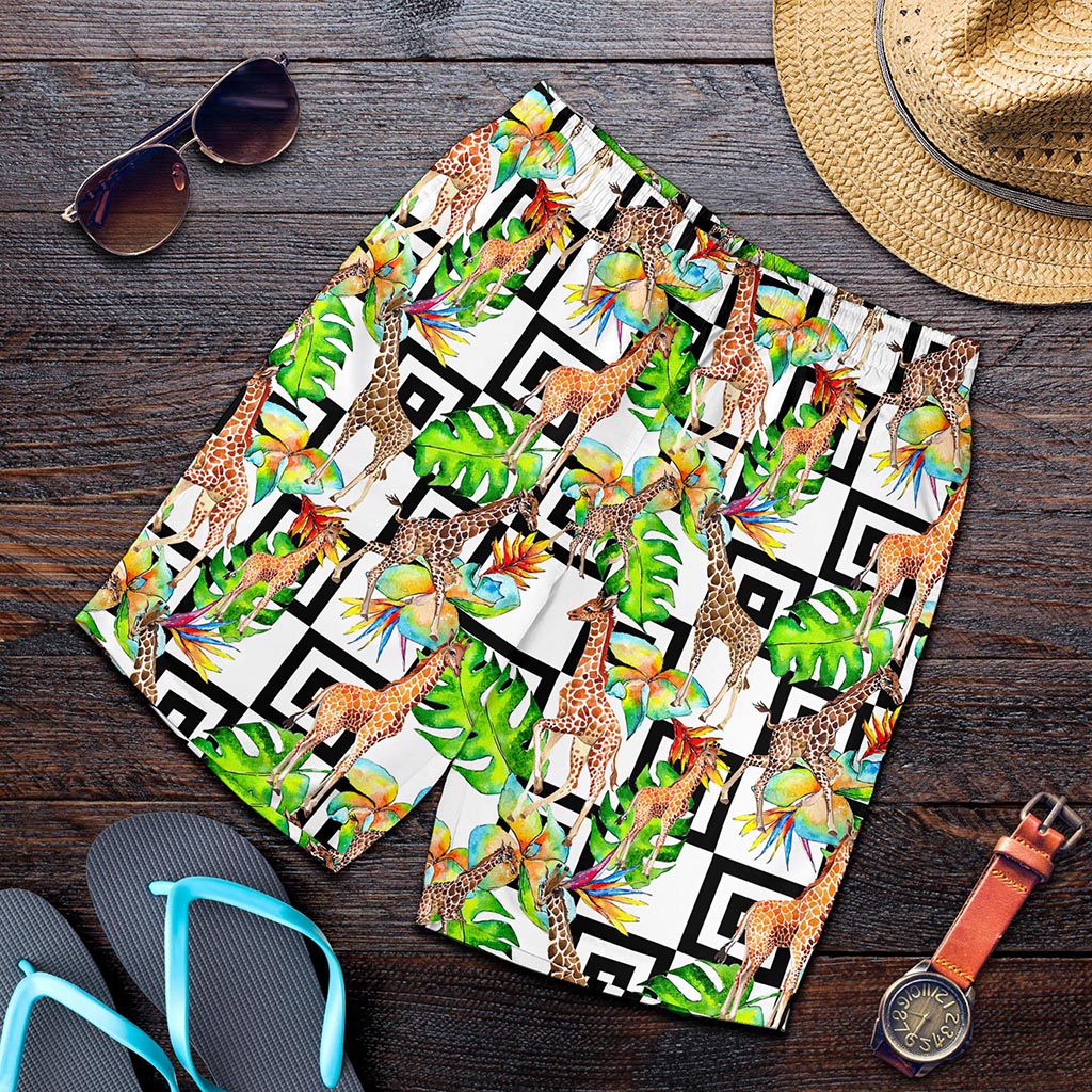 Exotic Tropical Giraffe Pattern Print Men's Shorts