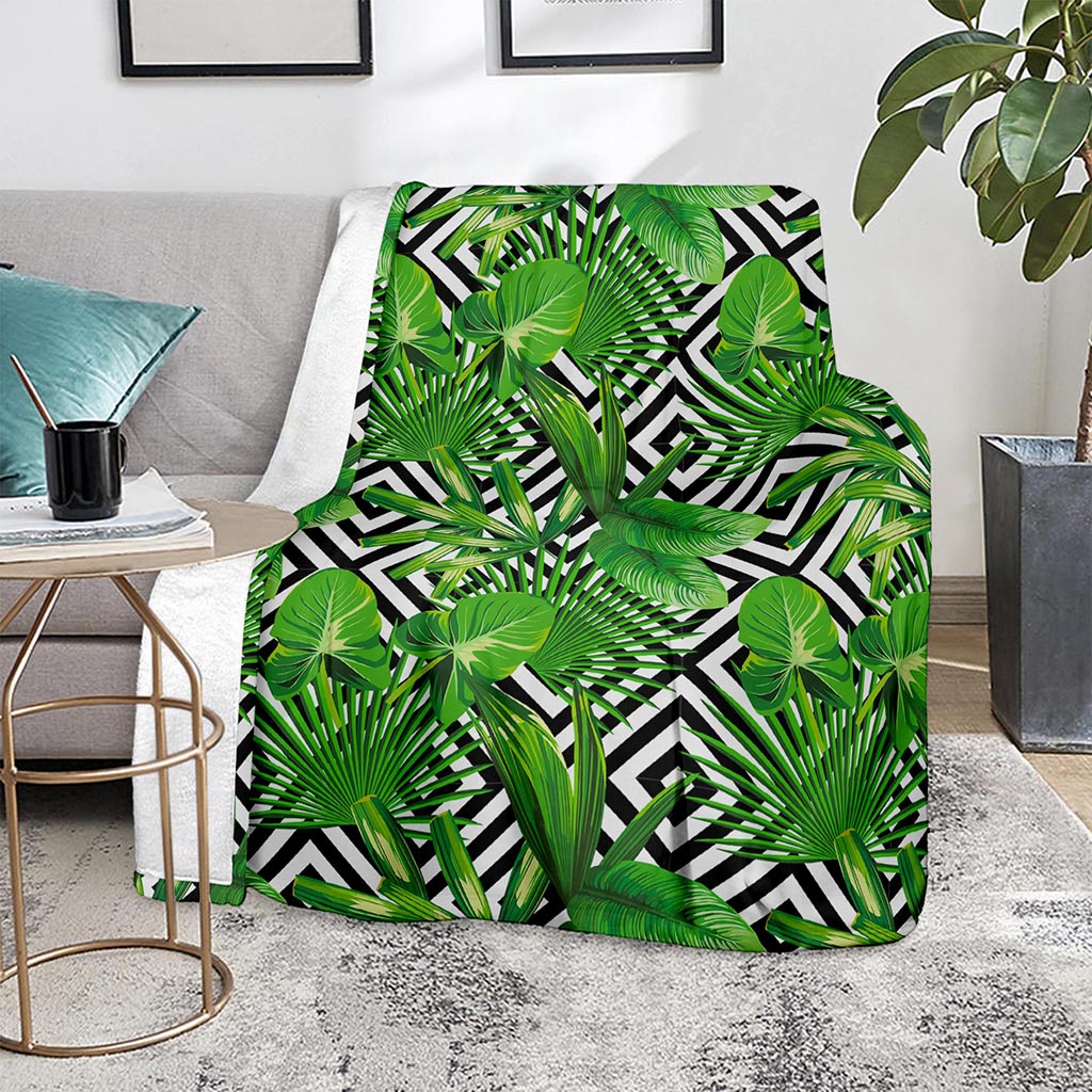 Exotic Tropical Leaves Pattern Print Blanket