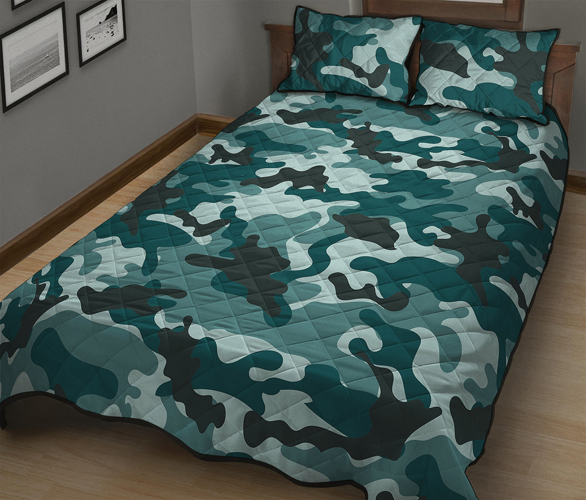 Forest Green Camouflage Print Quilt Bed Set