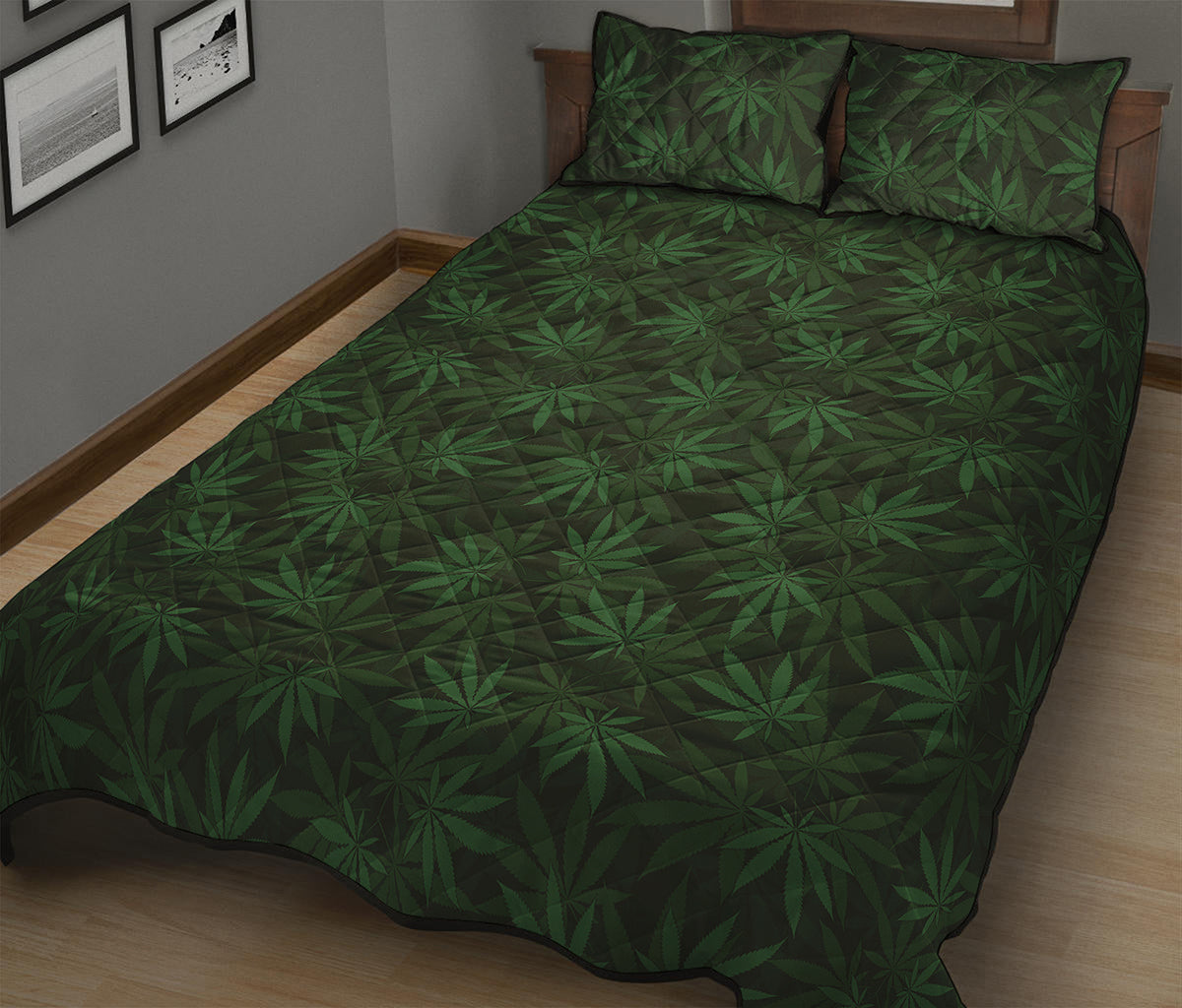 Forest Green Cannabis Leaf Print Quilt Bed Set