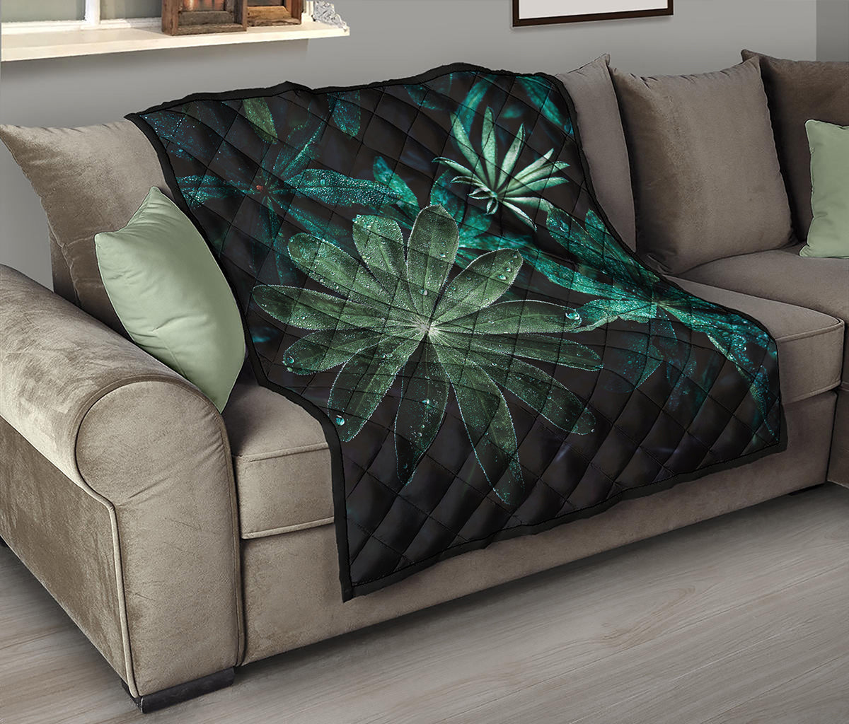 Fresh Tropical Leaf Print Quilt