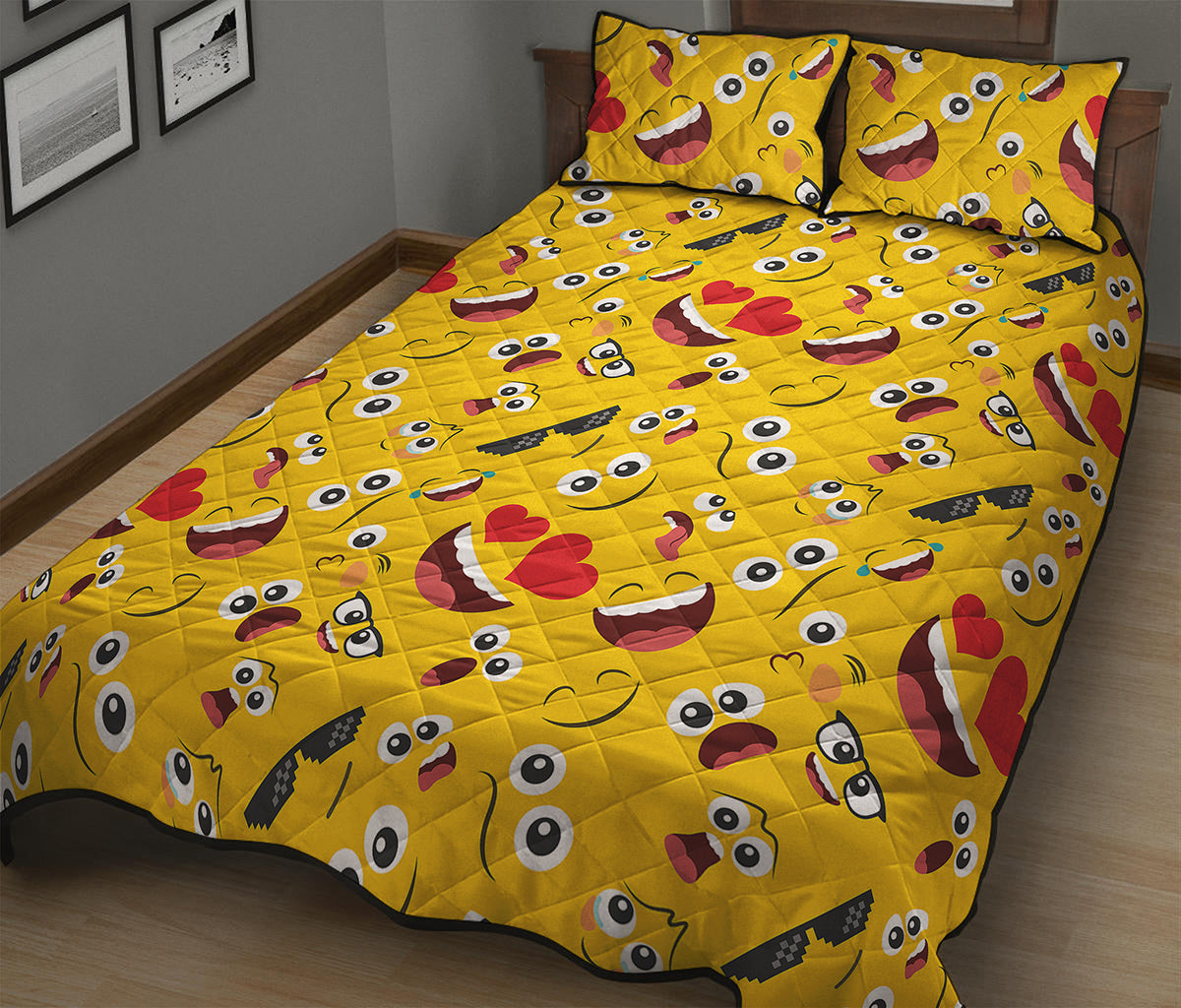 Funny Emoji Pattern Print Quilt Bed Set