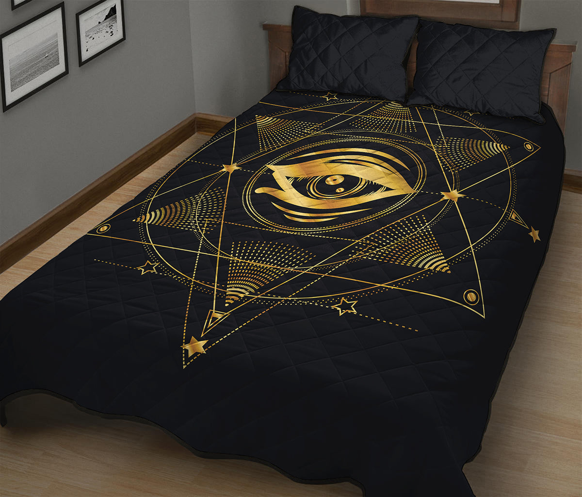 Geometric Eye of Providence Print Quilt Bed Set