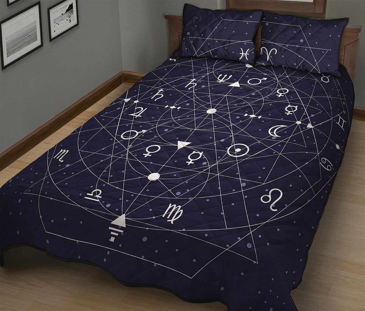 Geometric Zodiac Signs Print Quilt Bed Set