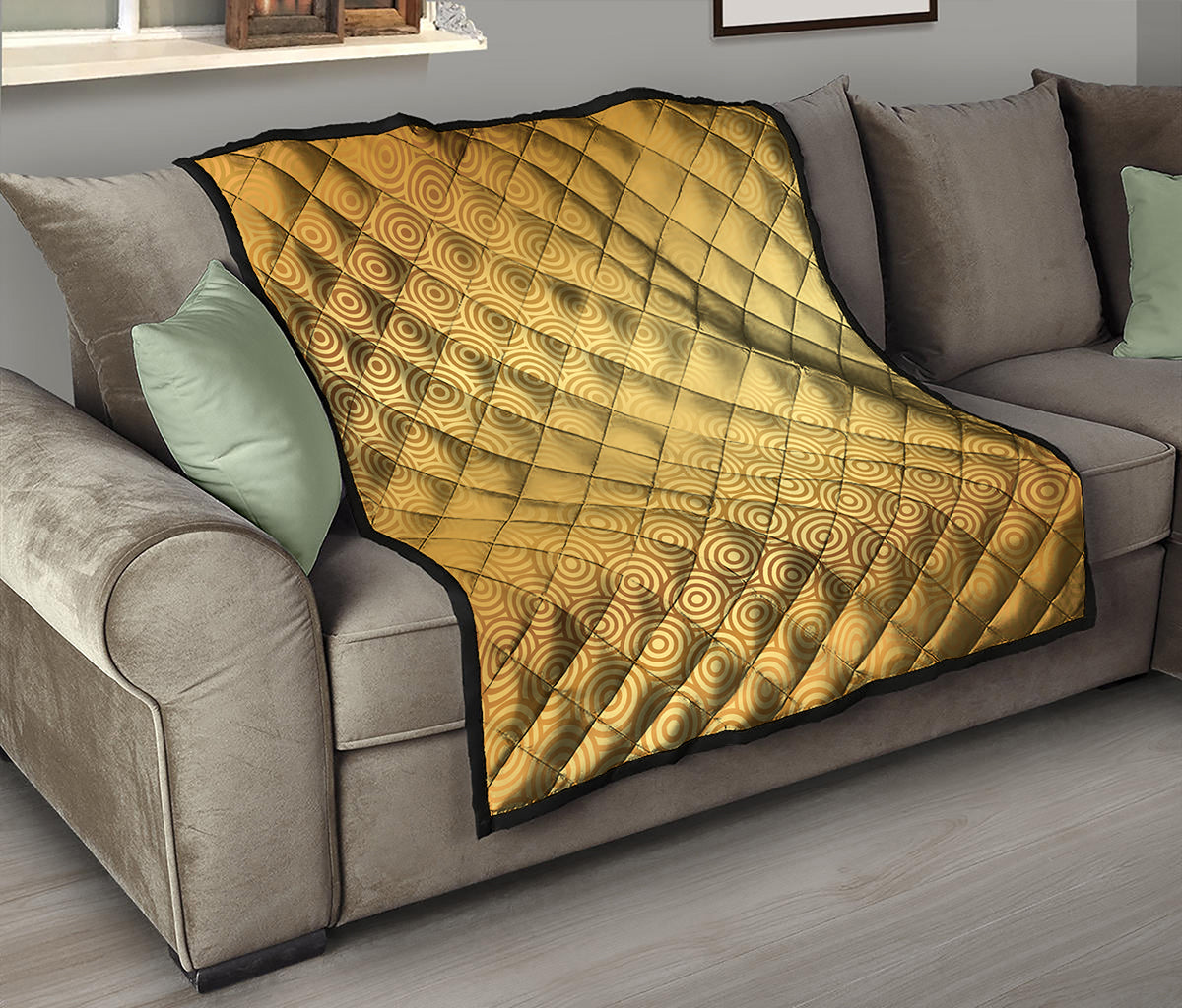 Gold Chinese Pattern Print Quilt