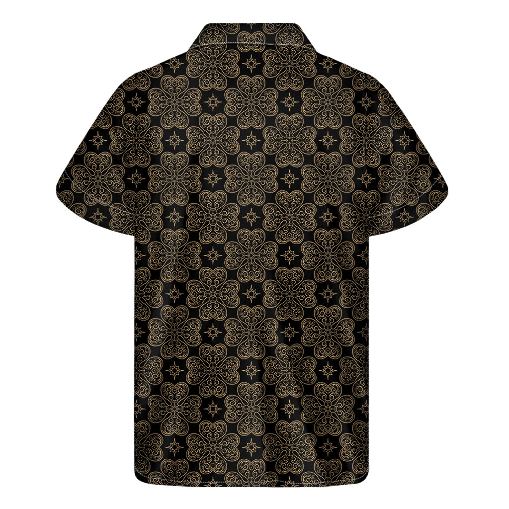 Gold Clover St. Patrick's Day Print Men's Short Sleeve Shirt
