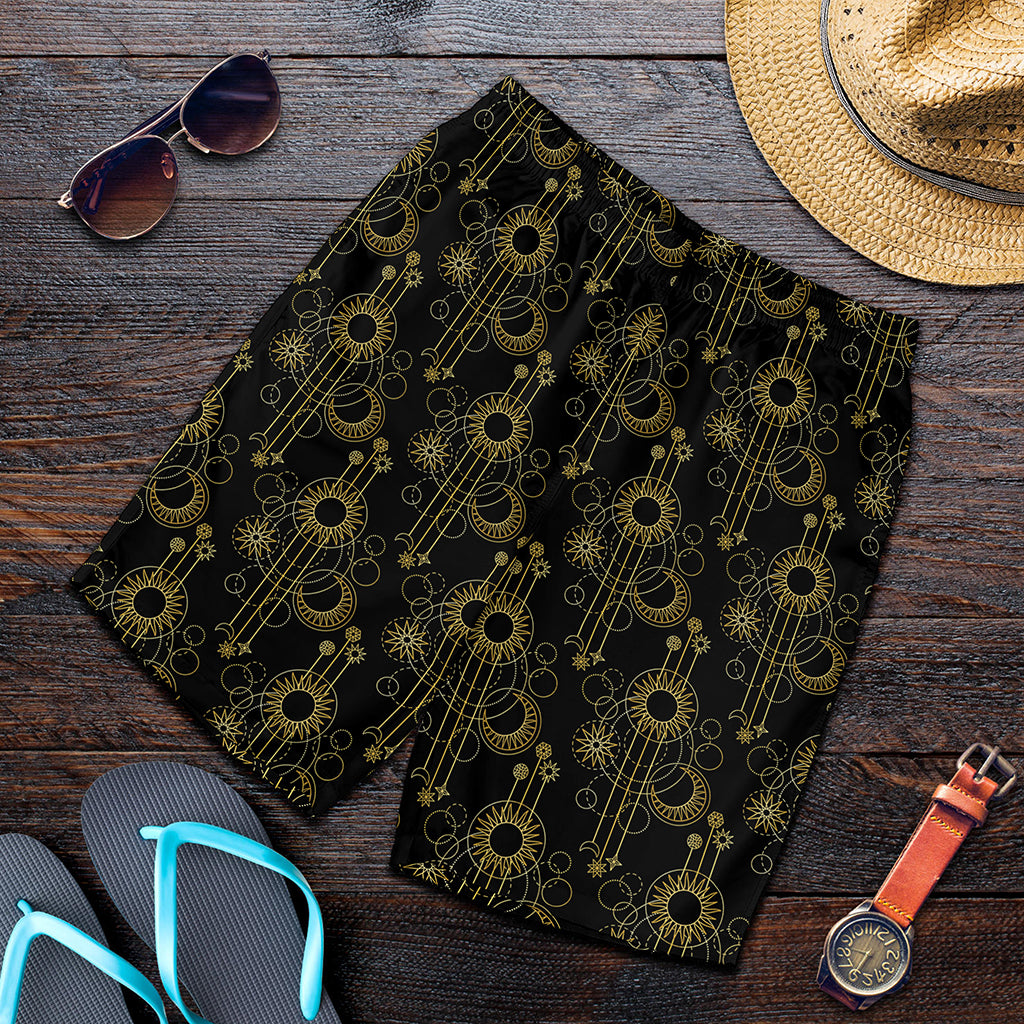 Gold Sun And Moon Pattern Print Men's Shorts