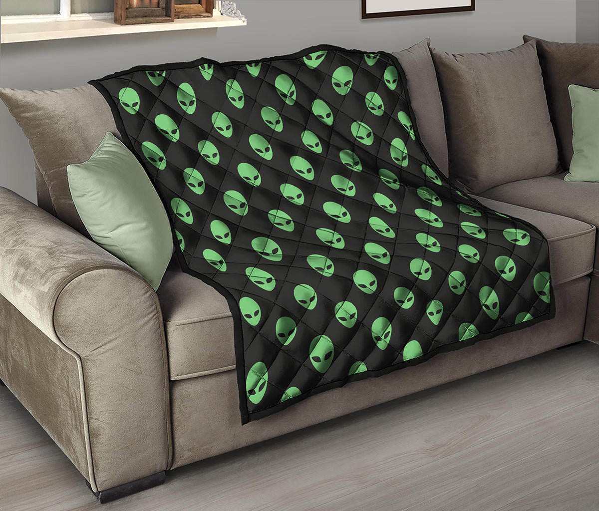 Green Alien Face Print Quilt