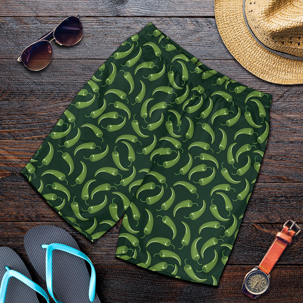 Green Chili Peppers Pattern Print Men's Shorts