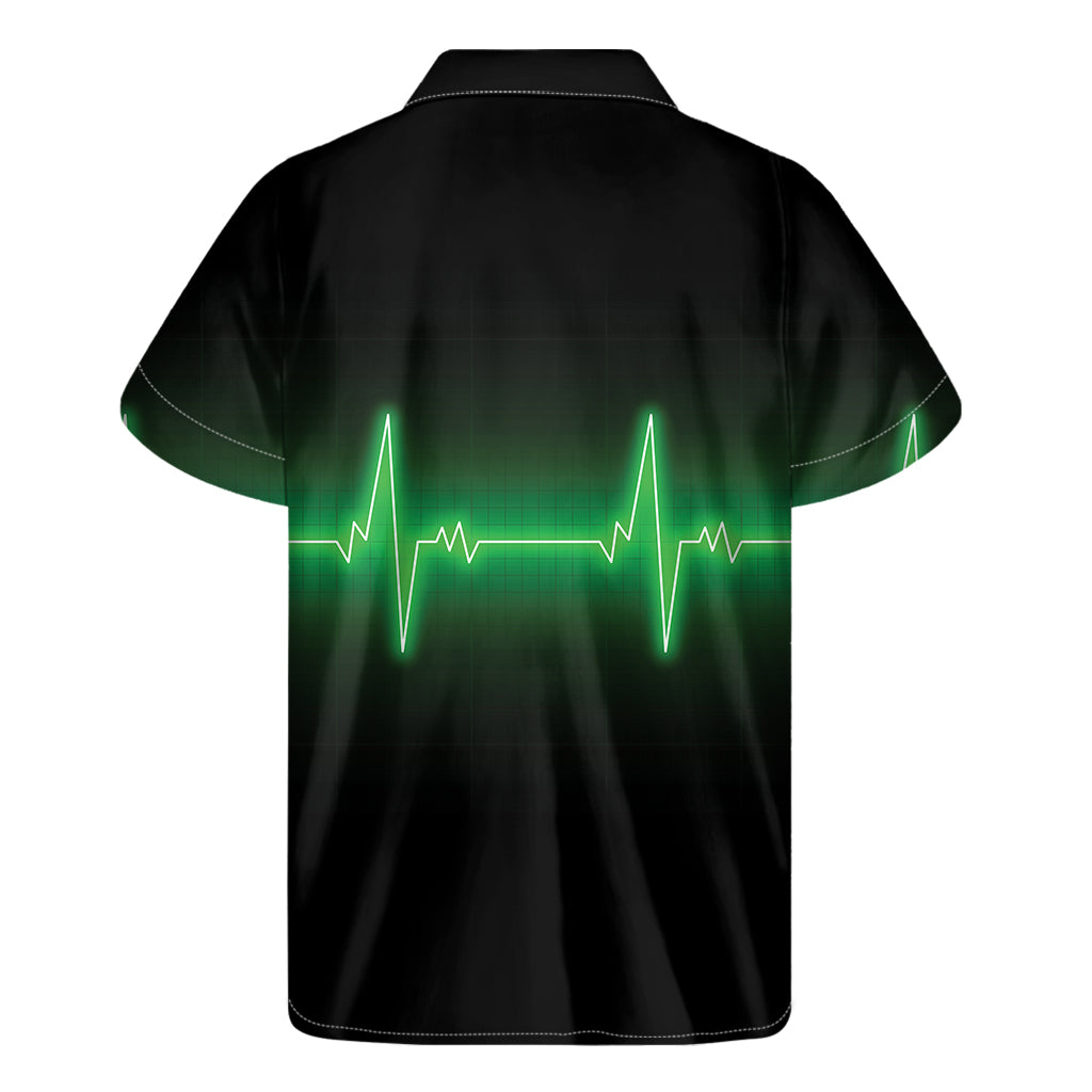 Green Heartbeat Print Men's Short Sleeve Shirt