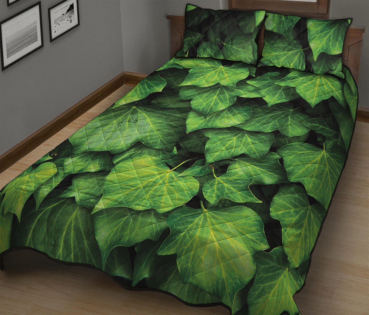 Green Ivy Leaf Print Quilt Bed Set