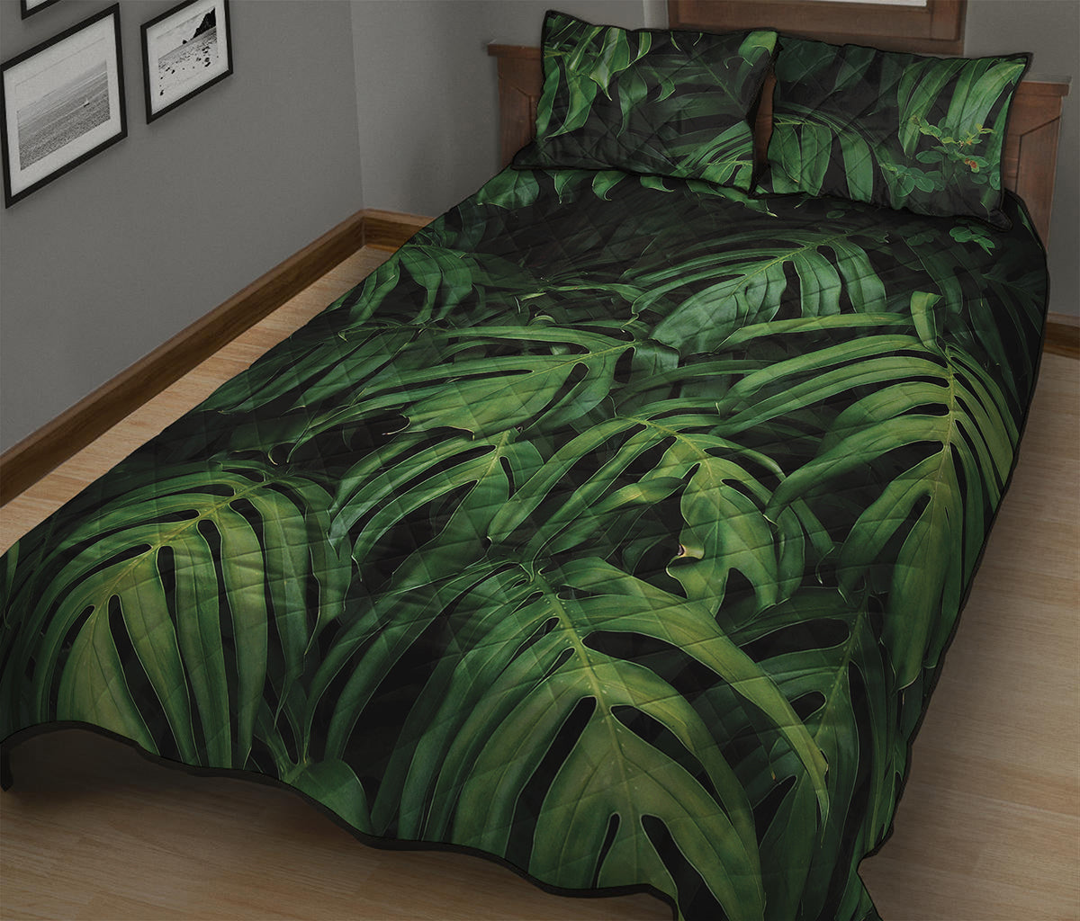 Green Monstera Leaf Print Quilt Bed Set