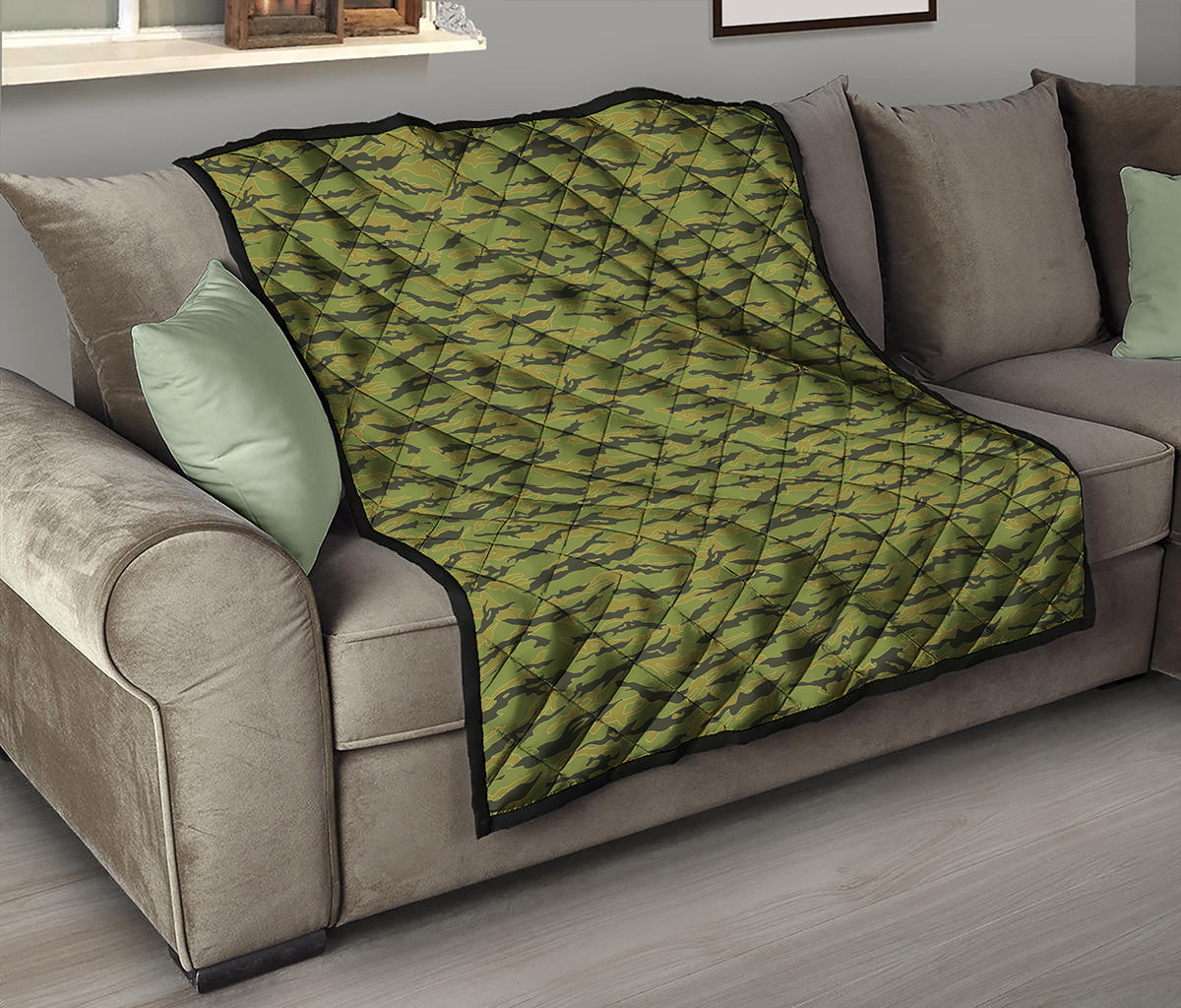Green Tiger Stripe Camo Pattern Print Quilt