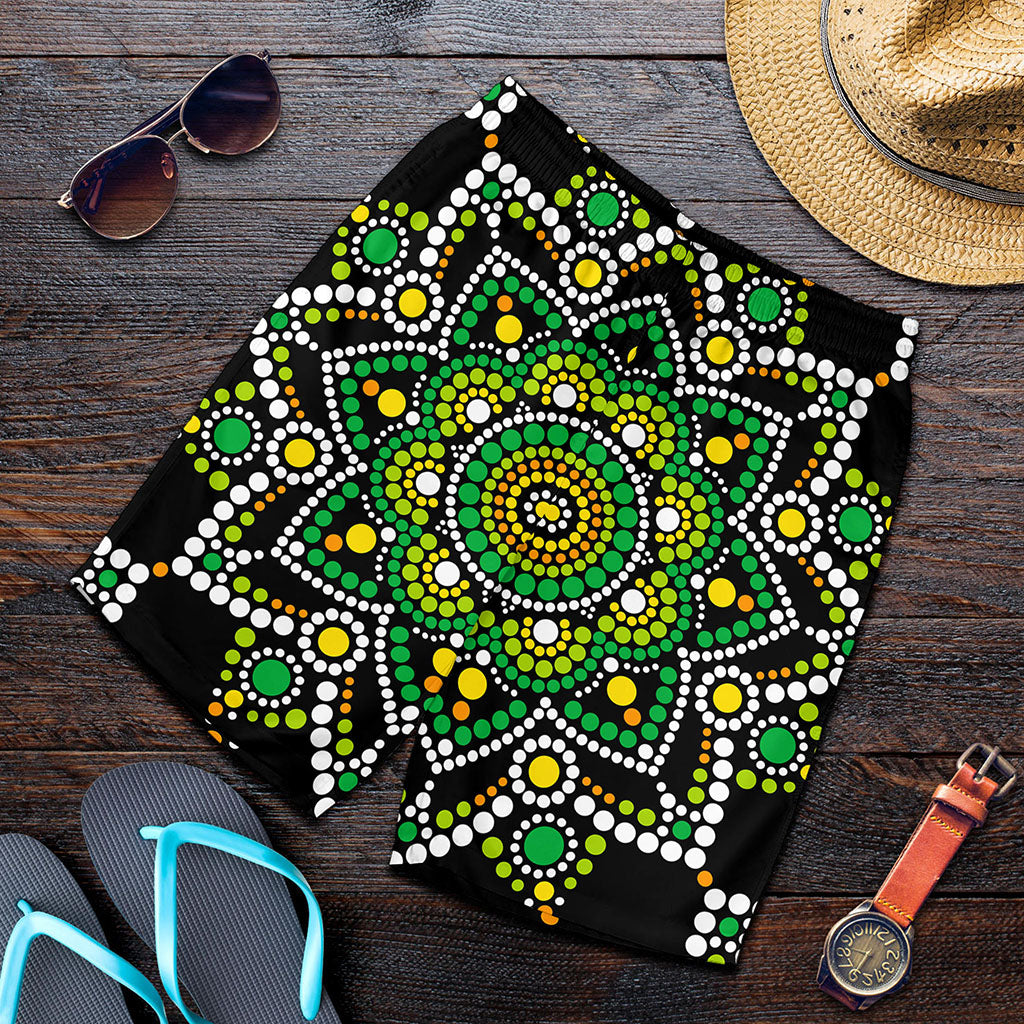 Green White Dot Mandala Print Men's Shorts