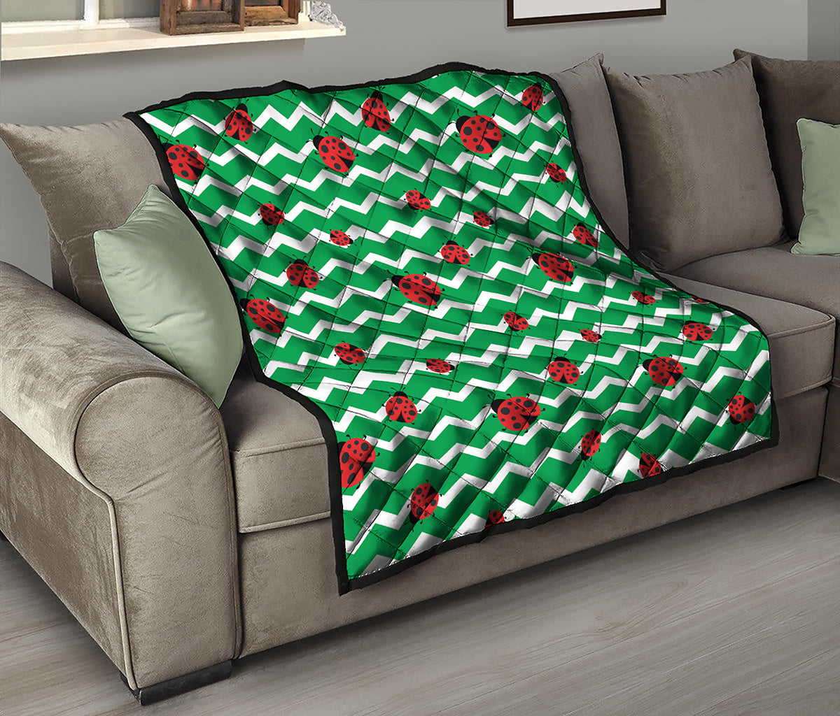 Green Zigzag Ladybird Pattern Print Quilt