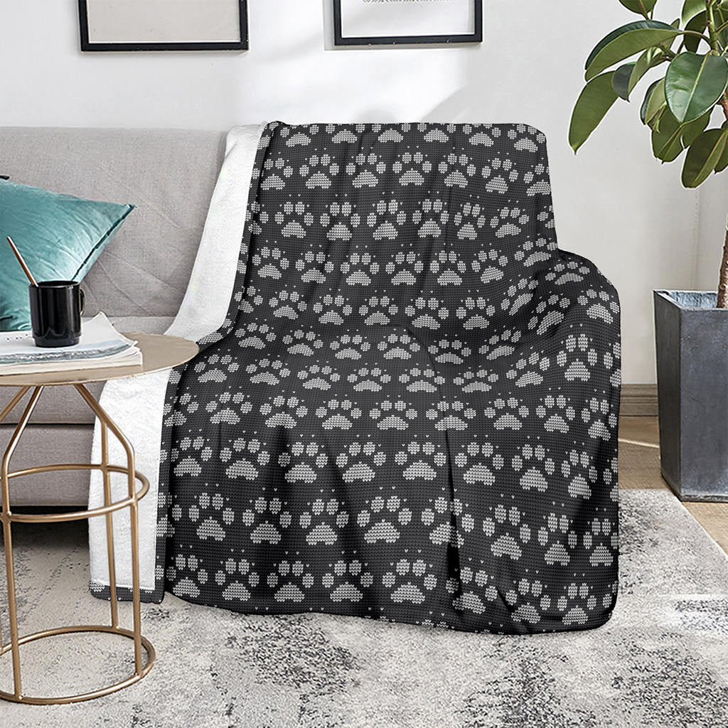 Grey And White Paw Knitted Pattern Print Blanket