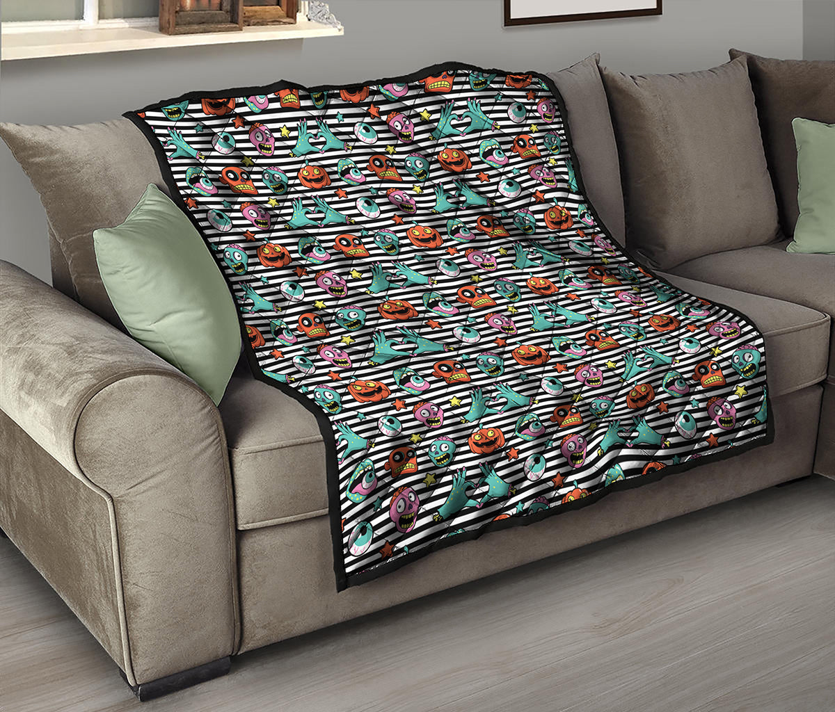 Halloween Zombie Striped Pattern Print Quilt