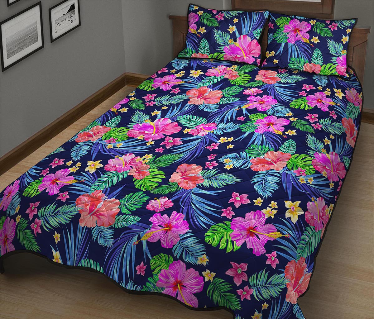 Hawaii Exotic Flowers Pattern Print Quilt Bed Set