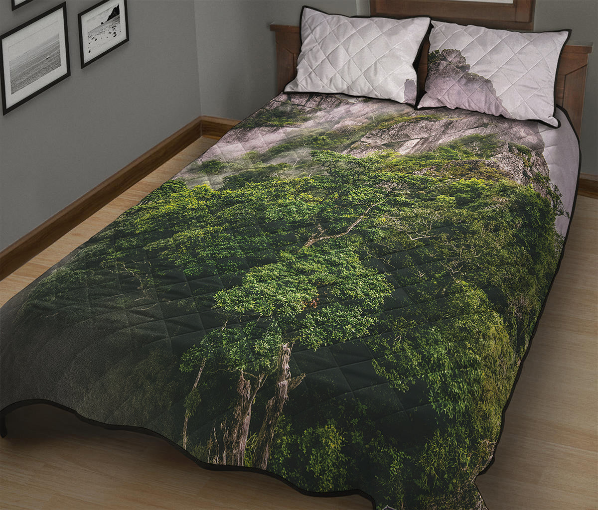 High Mountain Print Quilt Bed Set