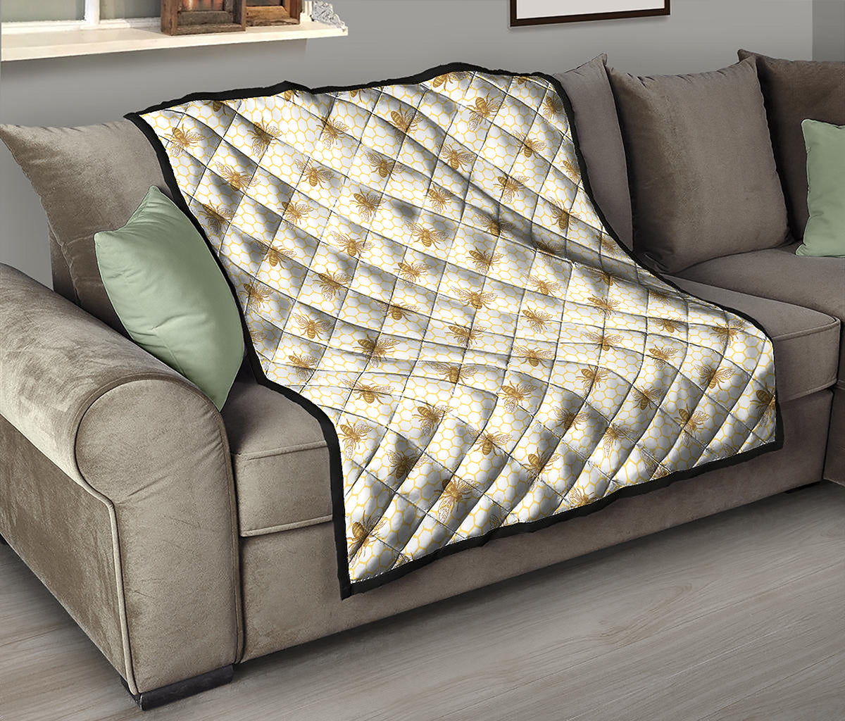Honey Bee Hive Pattern Print Quilt