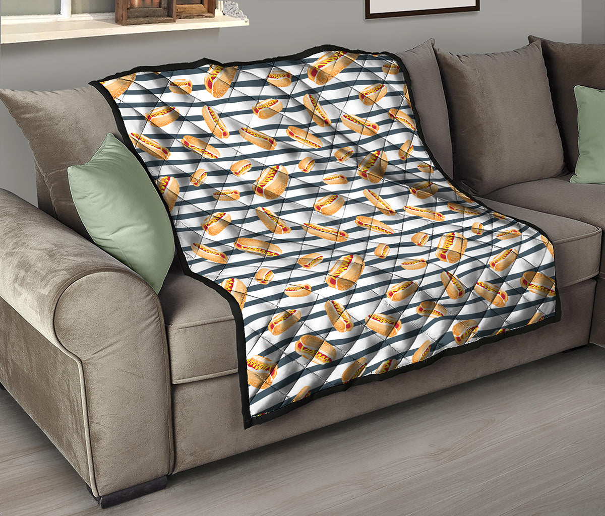 Hot Dog Striped Pattern Print Quilt