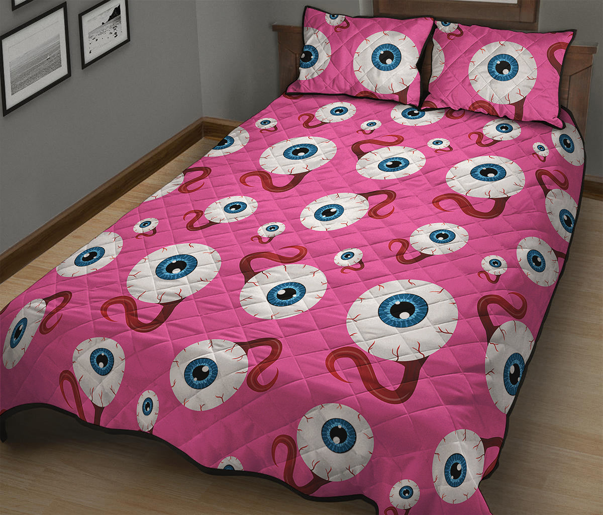 Human Eyeball Pattern Print Quilt Bed Set