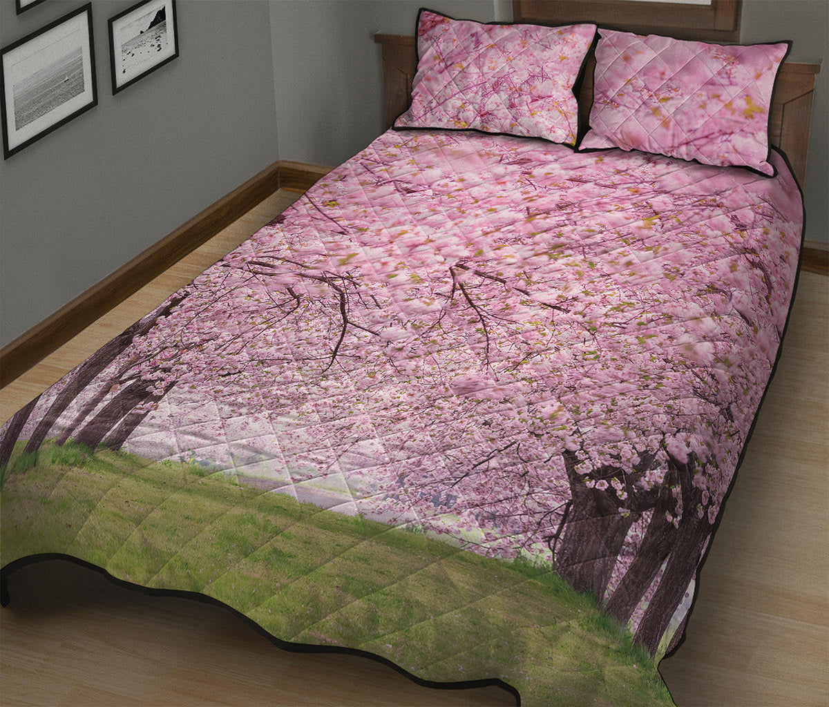 Japanese Cherry Blossom Tree Print Quilt Bed Set
