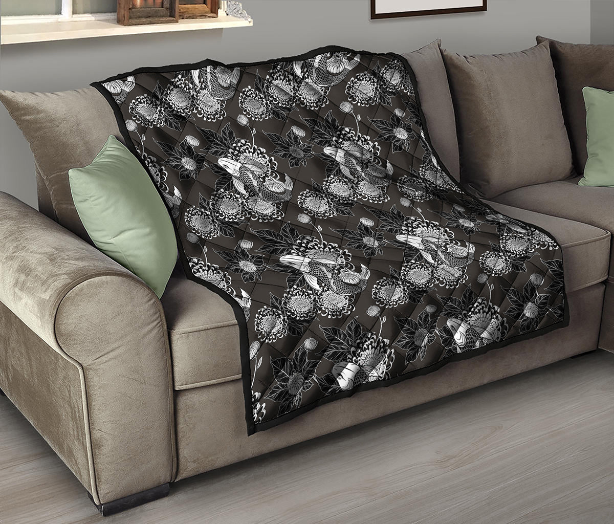 Koi Carp And Chrysanthemum Pattern Print Quilt