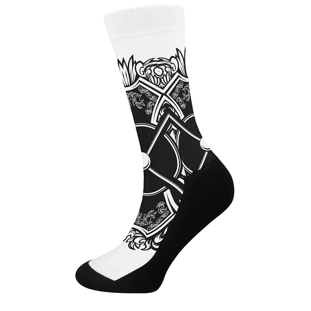 Lacrosse Sticks And Ornate Wing Print Crew Socks