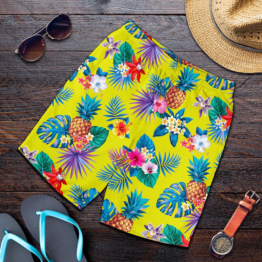 Lime Hawaiian Pineapple Pattern Print Men's Shorts