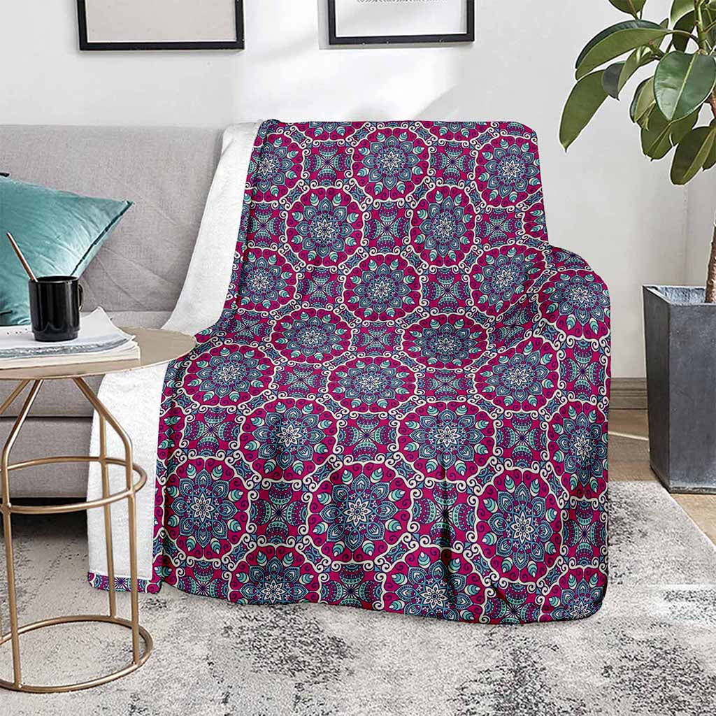 Magenta Mandala Bohemian Pattern Print Blanket
