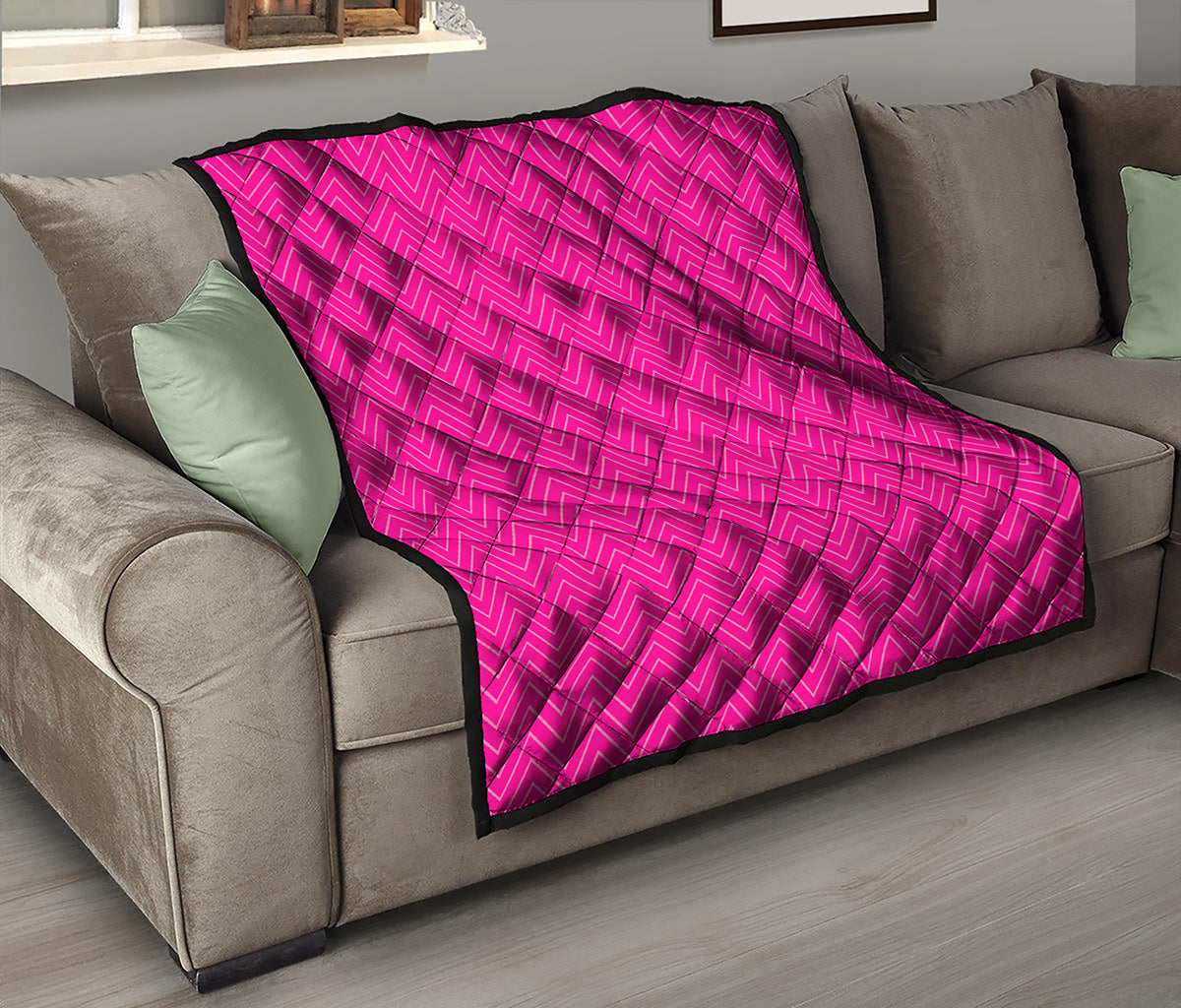 Magenta Pink Zigzag Pattern Print Quilt