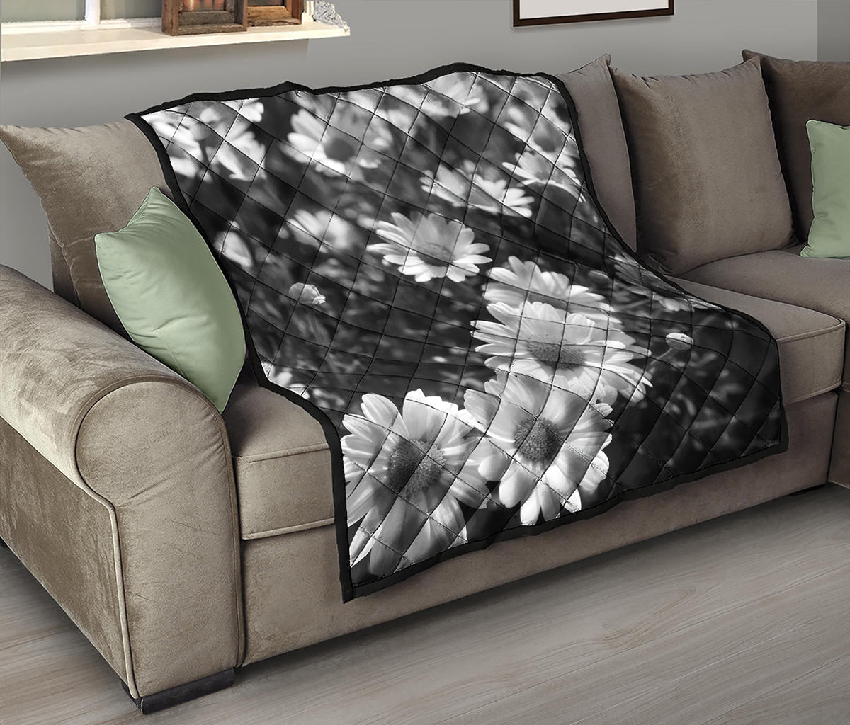 Monochrome Daisy Flower Print Quilt
