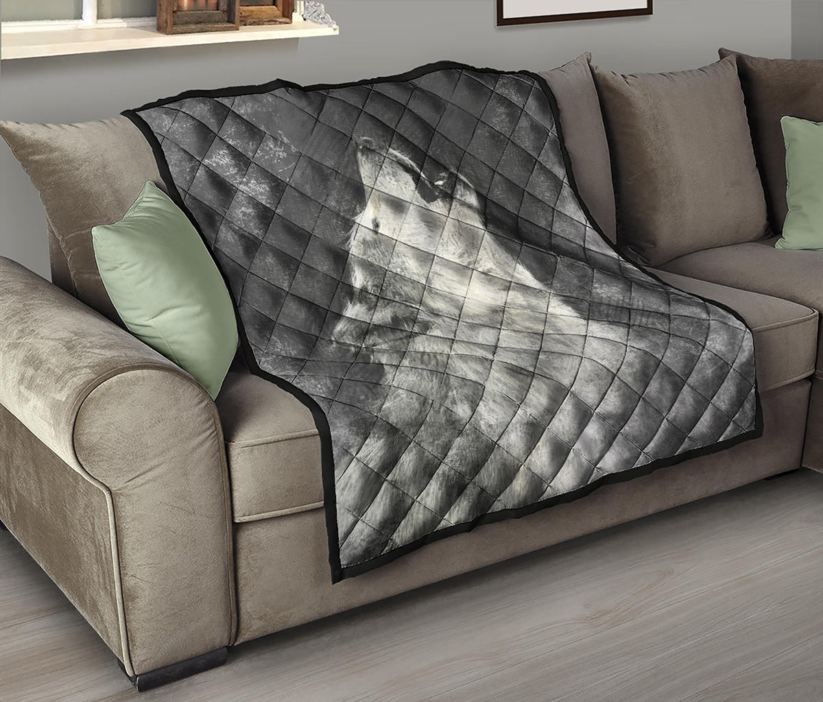 Monochrome Howling Wolf Print Quilt