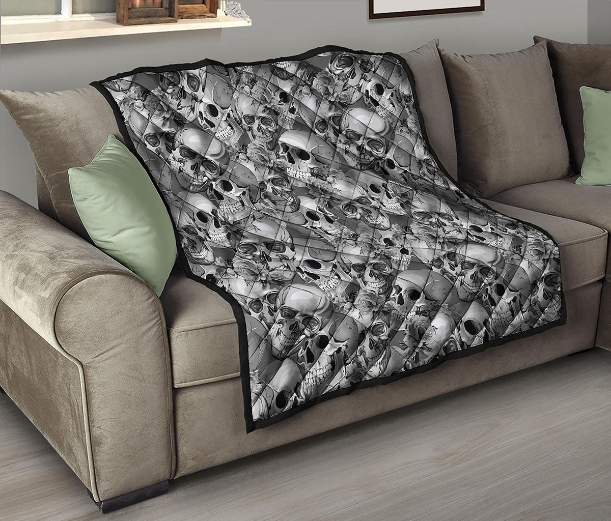 Monochrome Skull Flowers Pattern Print Quilt