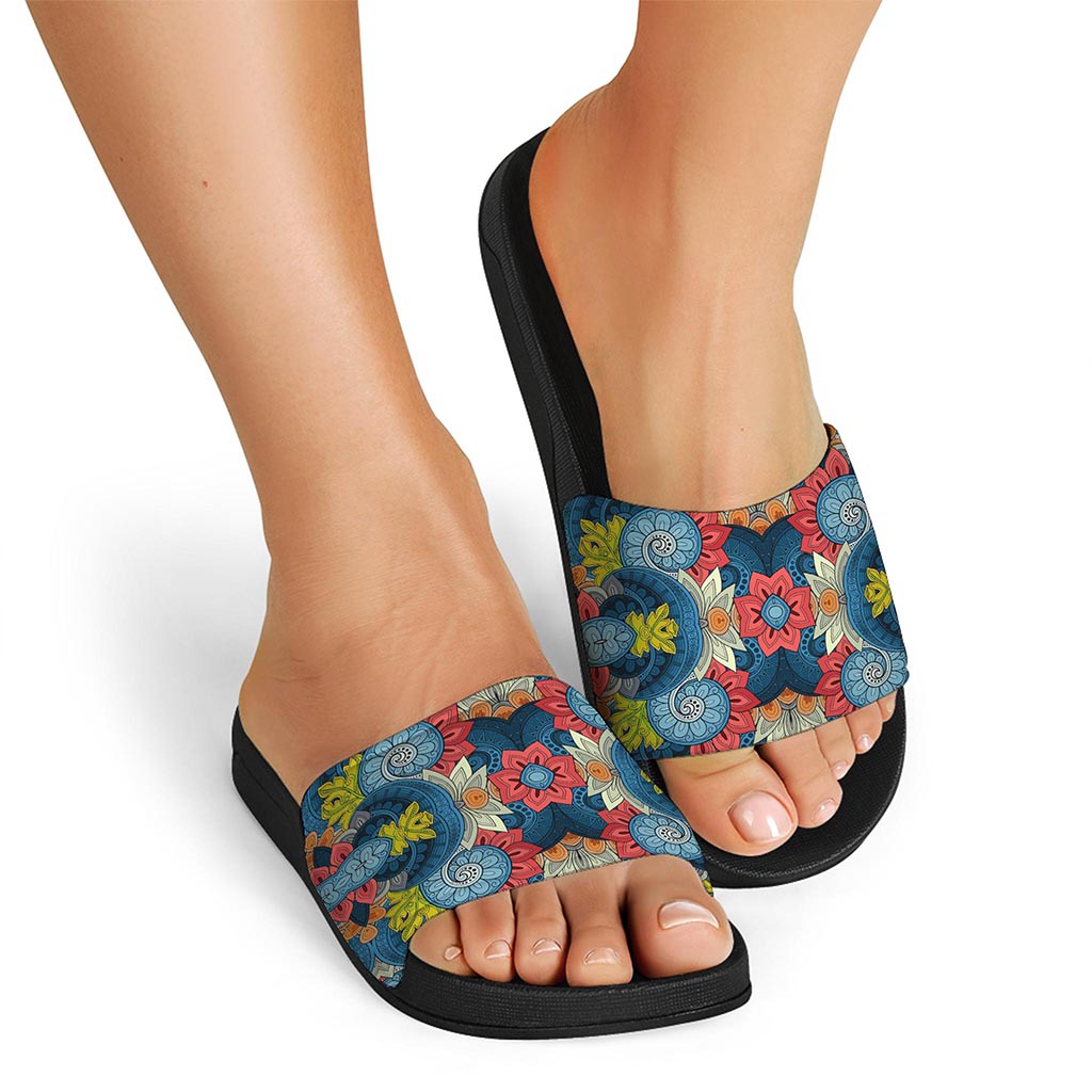 Native Tribal Bohemian Pattern Print Black Slide Sandals