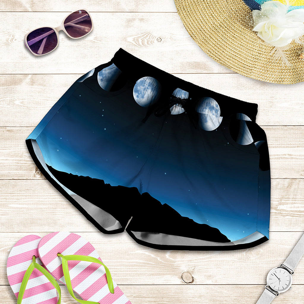 Night Sky And Moon Phase Print Women's Shorts